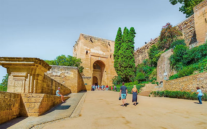 bi quyet san ve alhambra tay ban nha 2