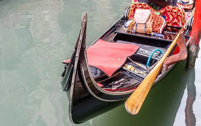 du ngoan bang gondola y 2