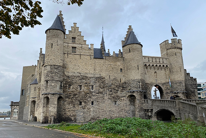 het steen bi 3