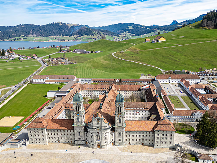 tu vien einsiedeln thuy si 1