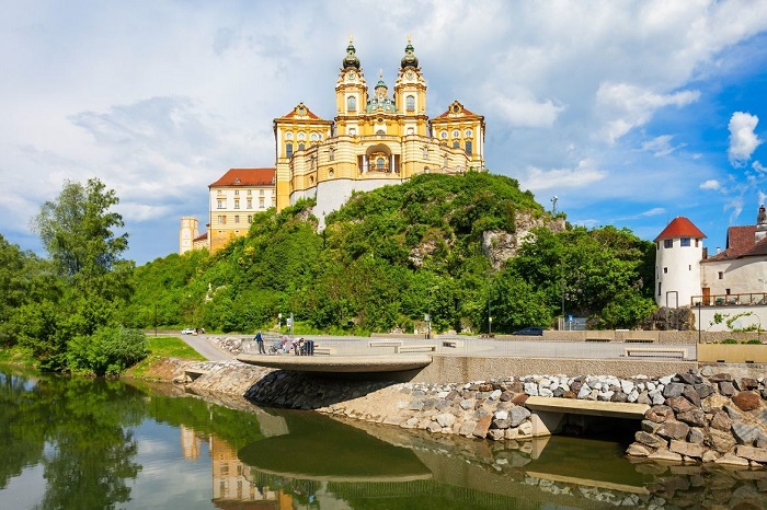 tu vien melk abbey ao 4