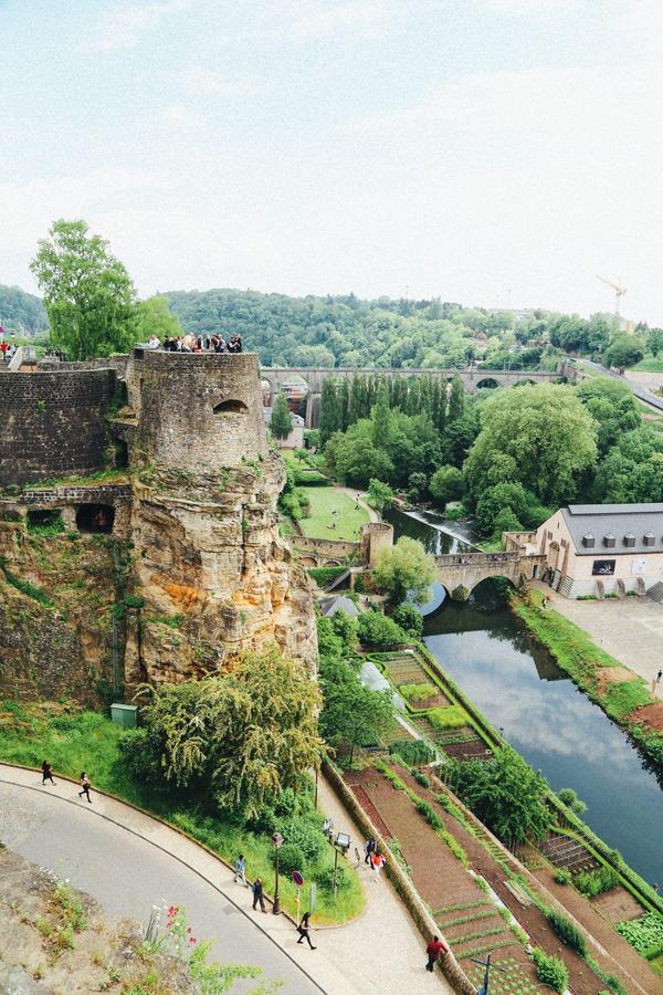 Luxembourg 4
