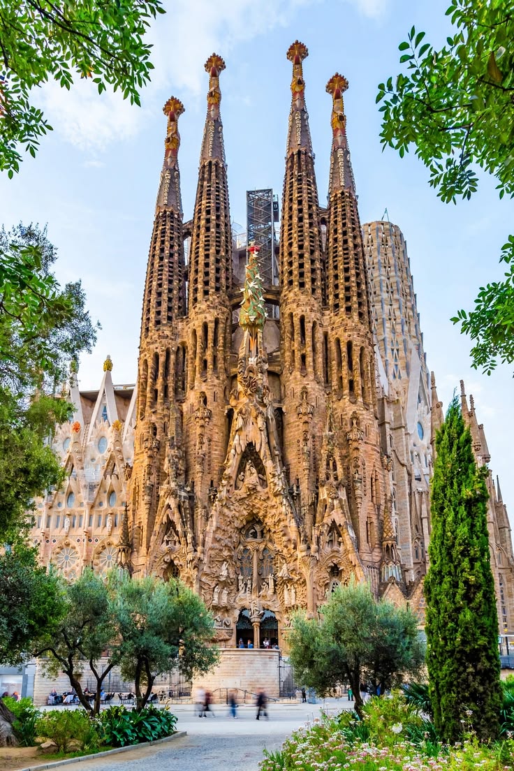 Nhà thờ Sagrada Familia